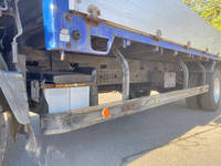 三菱ふそうキャンターアルミブロック小型（2t・3t）[写真18]