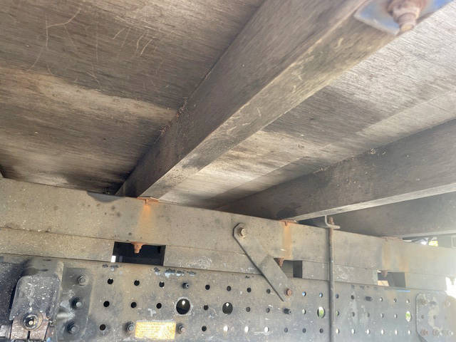 三菱ふそうキャンターアルミブロック小型（2t・3t）[写真28]