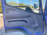 三菱ふそうキャンターアルミブロック小型（2t・3t）[写真33]