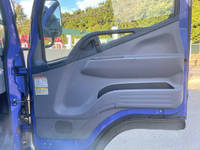 三菱ふそうキャンターアルミブロック小型（2t・3t）[写真34]