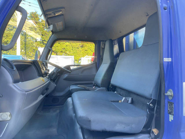 三菱ふそうキャンターアルミブロック小型（2t・3t）[写真36]