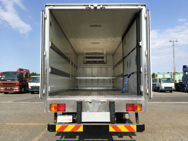 日野レンジャー冷凍車（冷蔵車）中型（4t）[写真11]