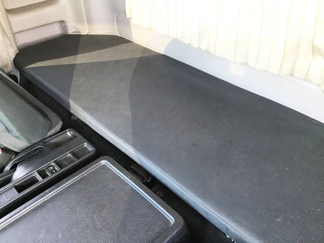 日野レンジャー冷凍車（冷蔵車）中型（4t）[写真32]