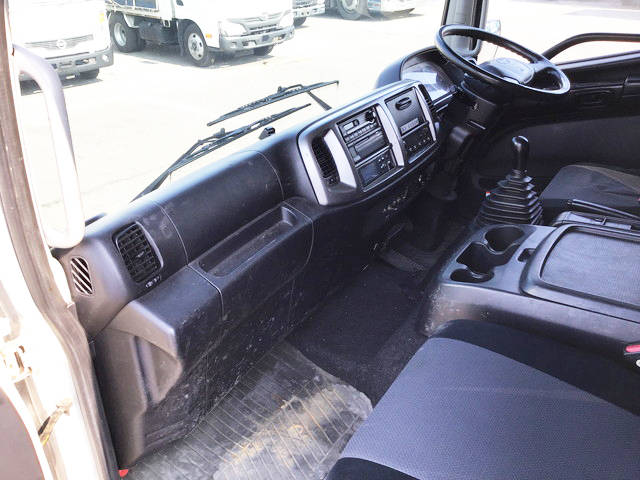 日野レンジャー冷凍車（冷蔵車）中型（4t）[写真33]