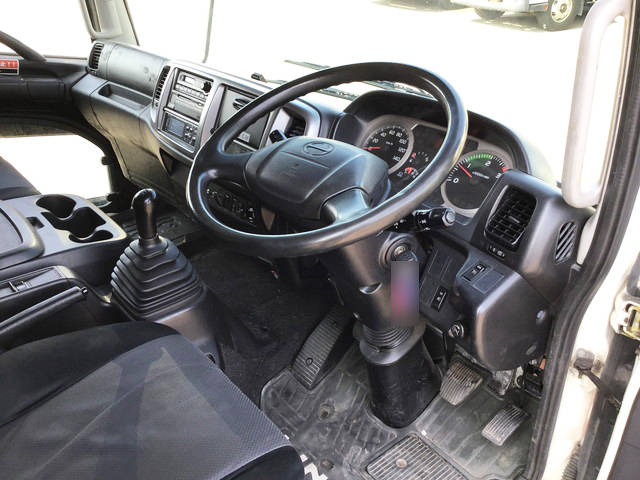 日野レンジャー冷凍車（冷蔵車）中型（4t）[写真34]