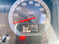 いすゞフォワードアルミウイング中型（4t）[写真30]