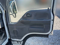 いすゞエルフダブルキャブ（Wキャブ）小型（2t・3t）[写真16]