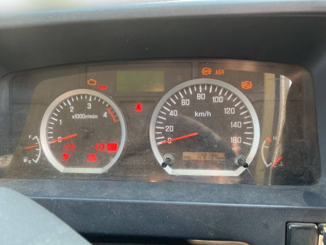 いすゞエルフダブルキャブ（Wキャブ）小型（2t・3t）[写真23]