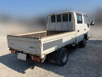 いすゞエルフダブルキャブ（Wキャブ）小型（2t・3t）[写真02]