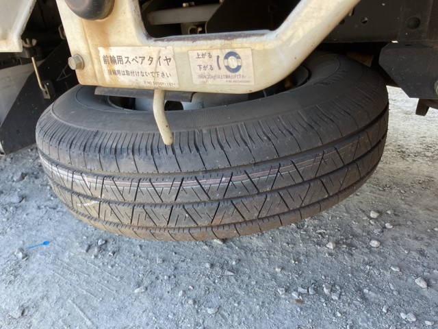 いすゞエルフダブルキャブ（Wキャブ）小型（2t・3t）[写真08]