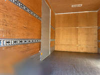 三菱ふそうキャンターアルミバン小型（2t・3t）[写真13]