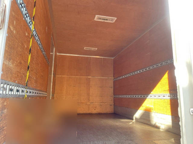 三菱ふそうキャンターアルミバン小型（2t・3t）[写真15]