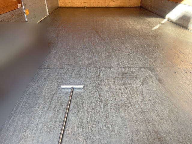 三菱ふそうキャンターアルミバン小型（2t・3t）[写真17]