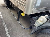 三菱ふそうキャンターアルミバン小型（2t・3t）[写真19]