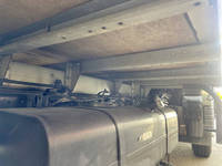 三菱ふそうキャンターアルミバン小型（2t・3t）[写真22]