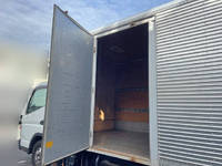 三菱ふそうキャンターアルミバン小型（2t・3t）[写真08]