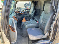 いすゞフォワードアルミブロック増トン（6t・8t）[写真30]