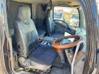 いすゞフォワードアルミブロック増トン（6t・8t）[写真34]