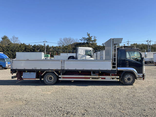 いすゞフォワードアルミブロック増トン（6t・8t）[写真07]