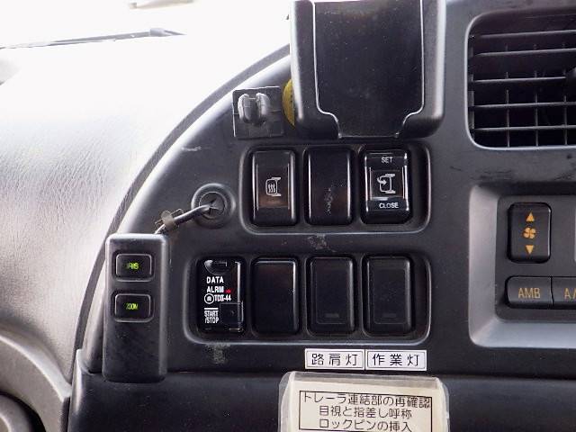 いすゞギガコンテナ専用車大型（10t）[写真38]