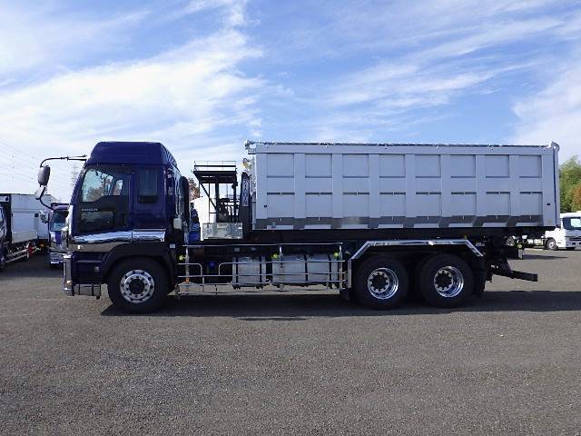 いすゞギガコンテナ専用車大型（10t）[写真05]