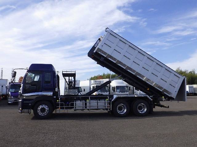 いすゞギガコンテナ専用車大型（10t）[写真09]