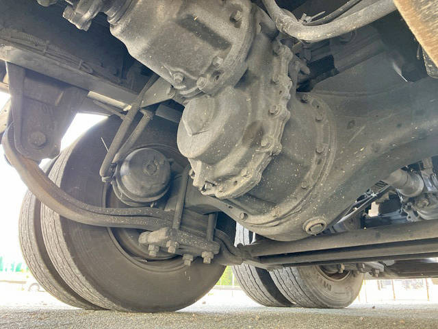 三菱ふそうスーパーグレートアルミウイング大型（10t）[写真22]