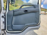 三菱ふそうスーパーグレートアルミウイング大型（10t）[写真27]