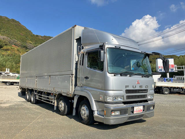 三菱ふそうスーパーグレートアルミウイング大型（10t）[写真03]