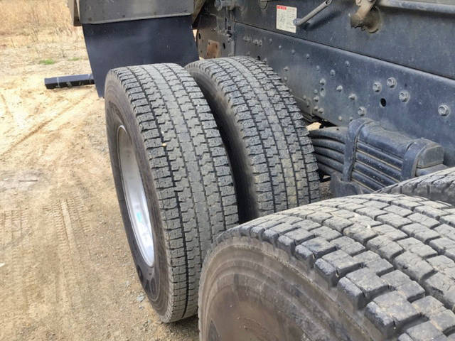 三菱ふそうスーパーグレートダンプ大型（10t）[写真13]