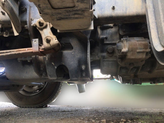 UDトラックスコンドルコンテナ専用車中型（4t）[写真14]