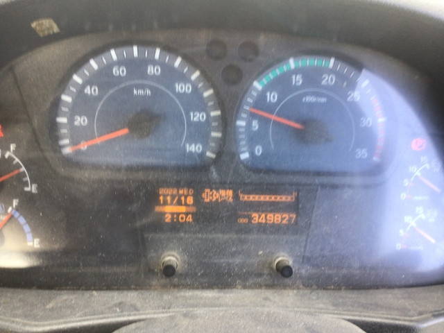 UDトラックスコンドルコンテナ専用車中型（4t）[写真24]