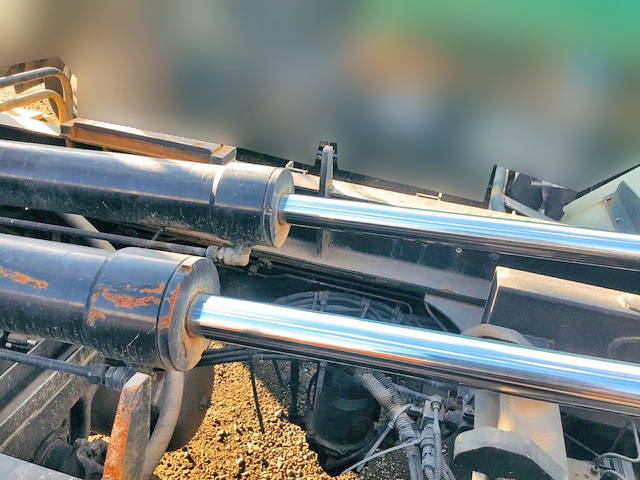 UDトラックスコンドルコンテナ専用車中型（4t）[写真11]