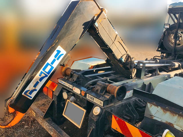 UDトラックスコンドルコンテナ専用車中型（4t）[写真08]