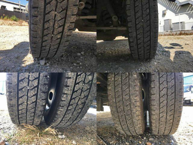 いすゞエルフ平ボディ小型（2t・3t）[写真34]