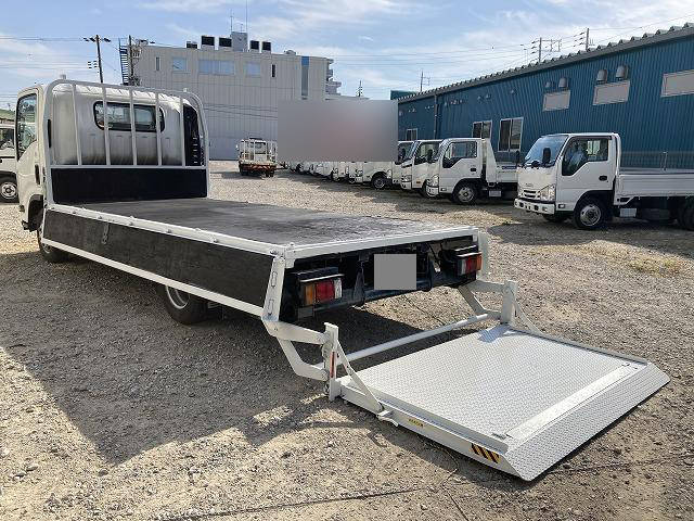 いすゞエルフ平ボディ小型（2t・3t）[写真09]