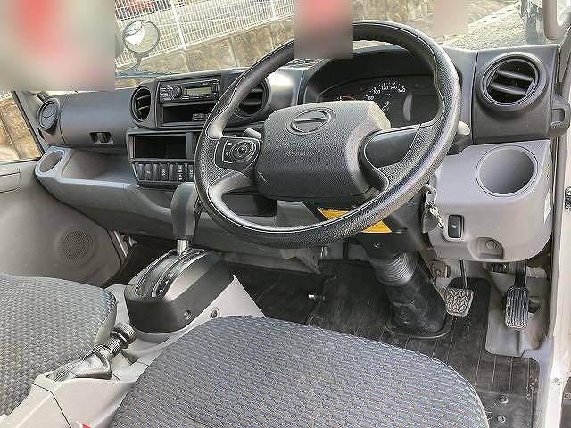 日野デュトロ平ボディ小型（2t・3t）[写真10]