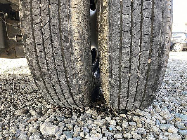 日野デュトロ平ボディ小型（2t・3t）[写真16]