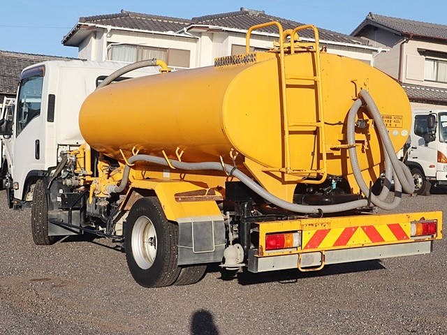 いすゞエルフ散水車小型（2t・3t）[写真02]