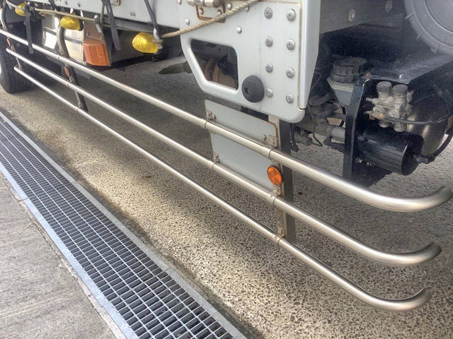 日野レンジャー幌車増トン（6t・8t）[写真11]