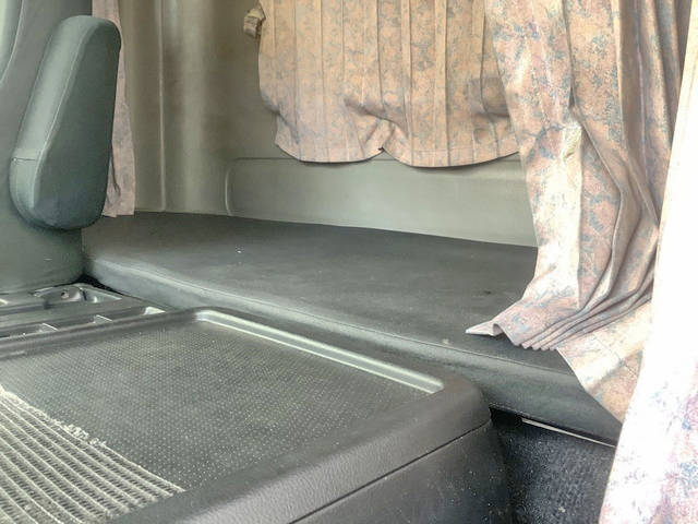 日野レンジャー幌車増トン（6t・8t）[写真30]