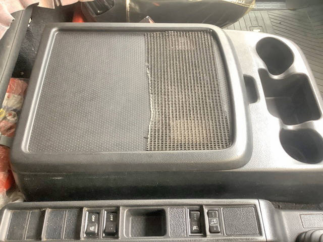 日野レンジャー幌車増トン（6t・8t）[写真34]