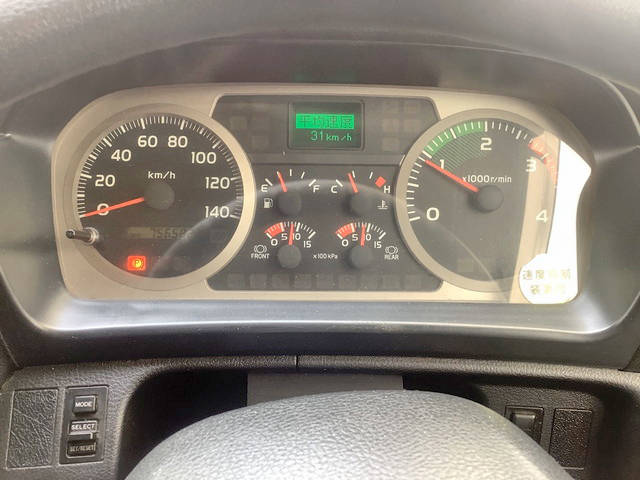 日野レンジャー幌車増トン（6t・8t）[写真38]