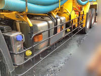 UDトラックスクオン汚泥吸引車大型（10t）[写真16]