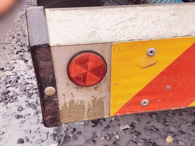 UDトラックスクオン汚泥吸引車大型（10t）[写真25]