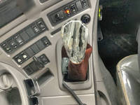 UDトラックスクオン汚泥吸引車大型（10t）[写真32]