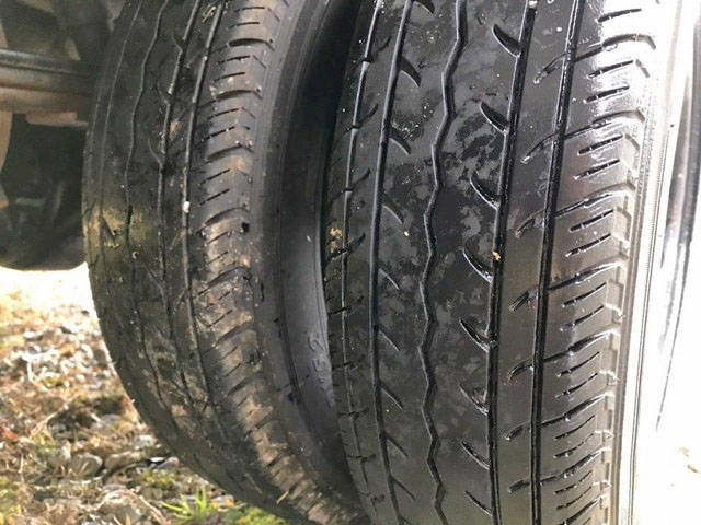 日産バネット平ボディ小型（2t・3t）[写真11]