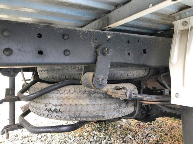 日産バネット平ボディ小型（2t・3t）[写真12]