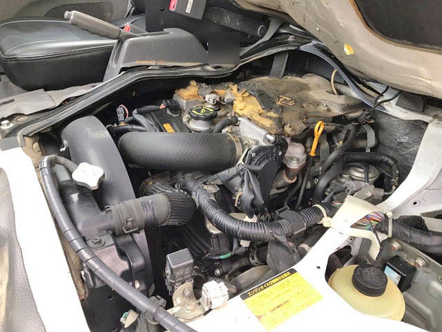 日産バネット平ボディ小型（2t・3t）[写真15]