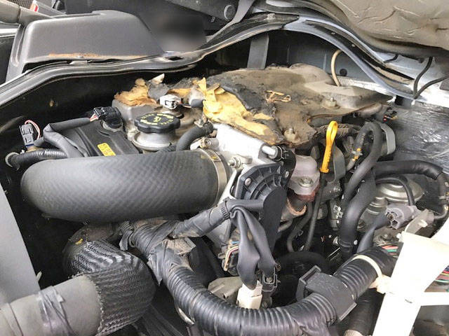 日産バネット平ボディ小型（2t・3t）[写真16]